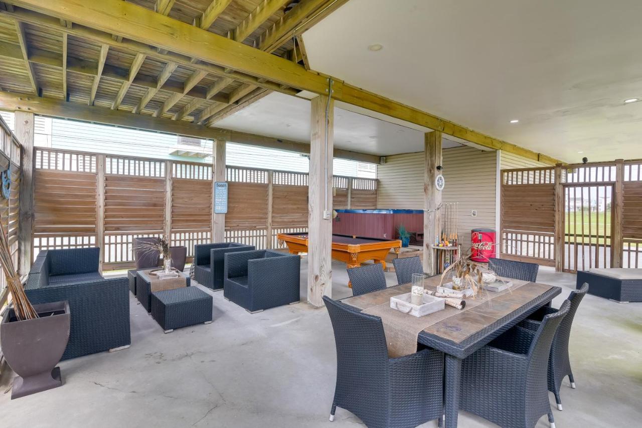 Galveston Escape With Entertainment Patio And Deck! Villa Exterior photo